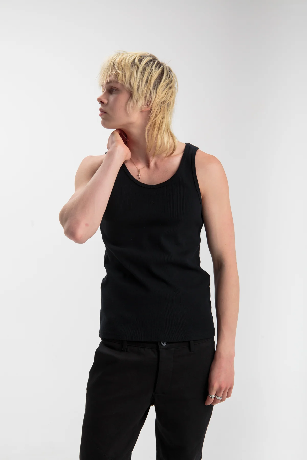 meeste maika, basic, noole tikandiga by Reet Aus