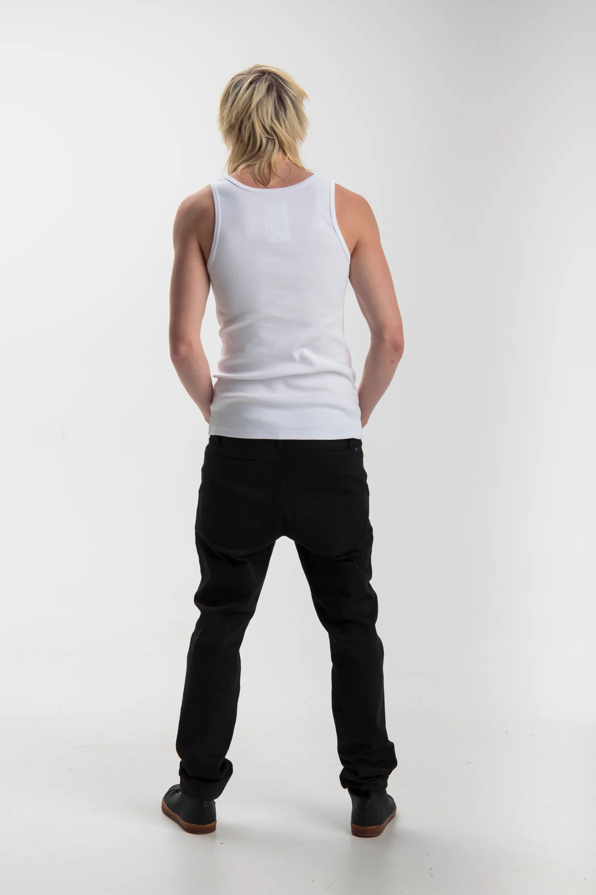 meeste maika, basic, noole tikandiga by Reet Aus
