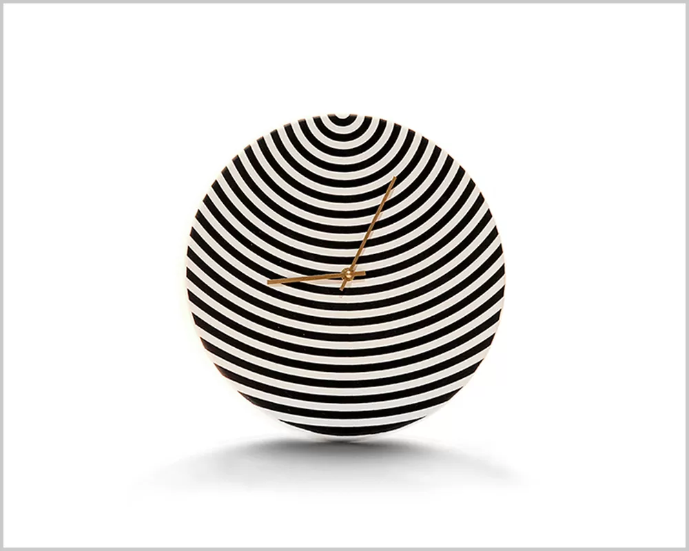 optiline seinakell by Harri Ehrlich