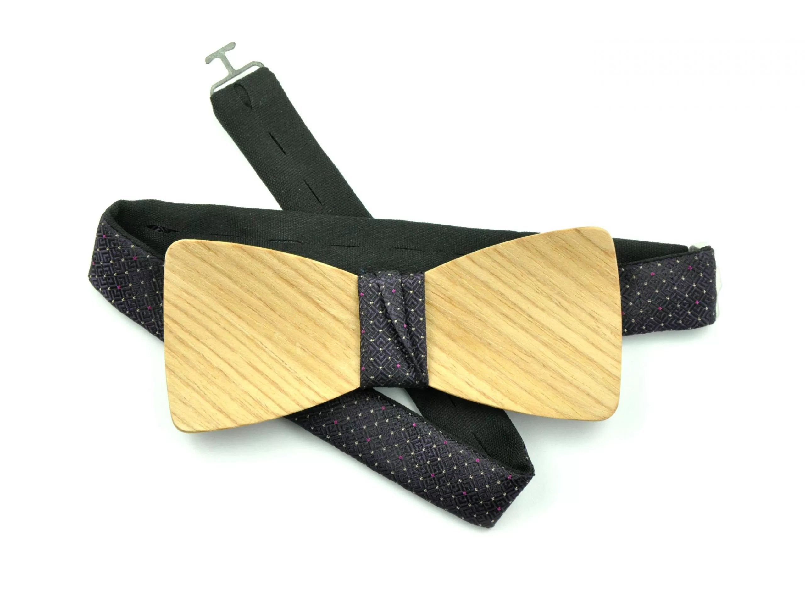 puidust kikilips BOW I by LUM