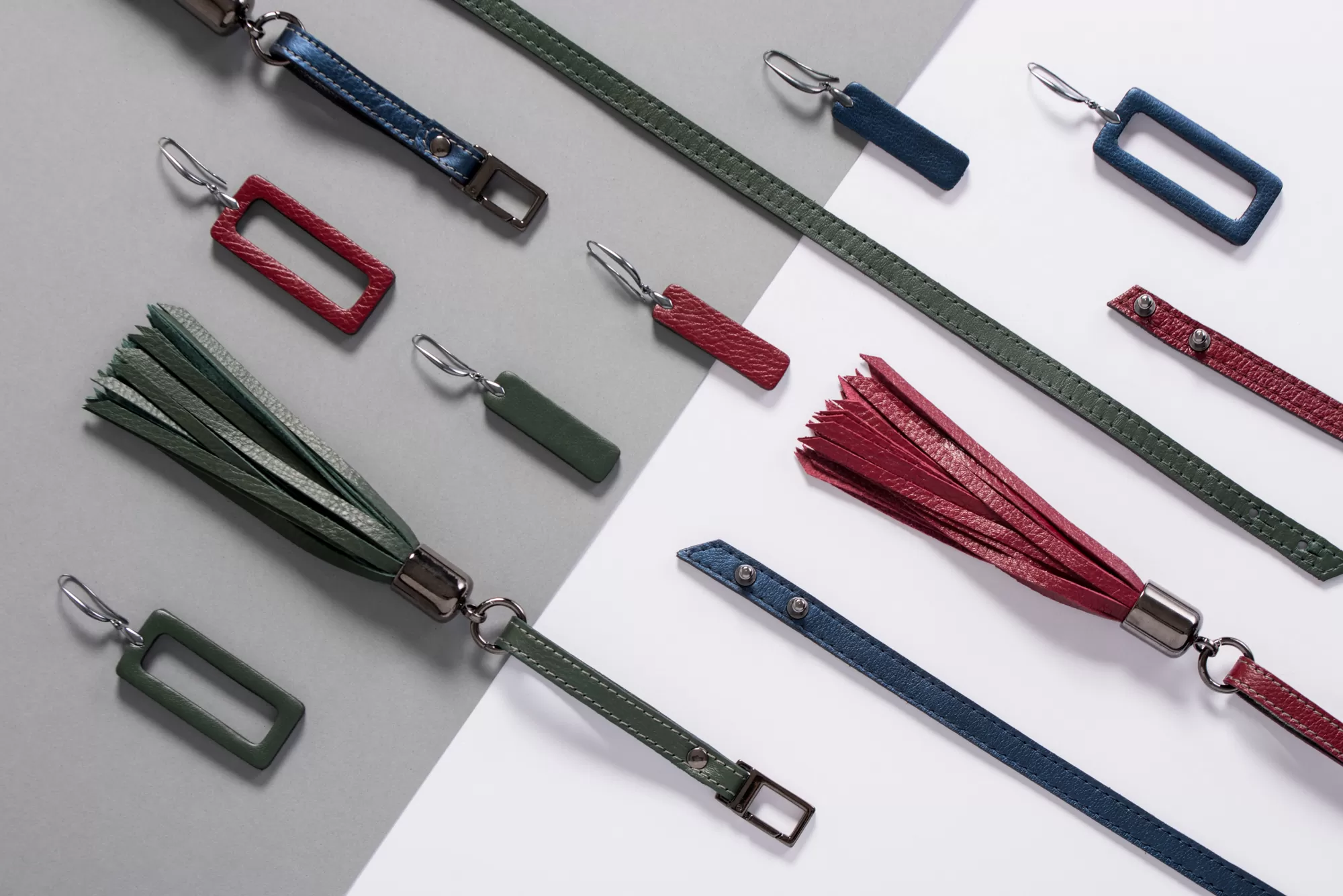 koti ripats - nahast võtmehoidja by Tiina Andron