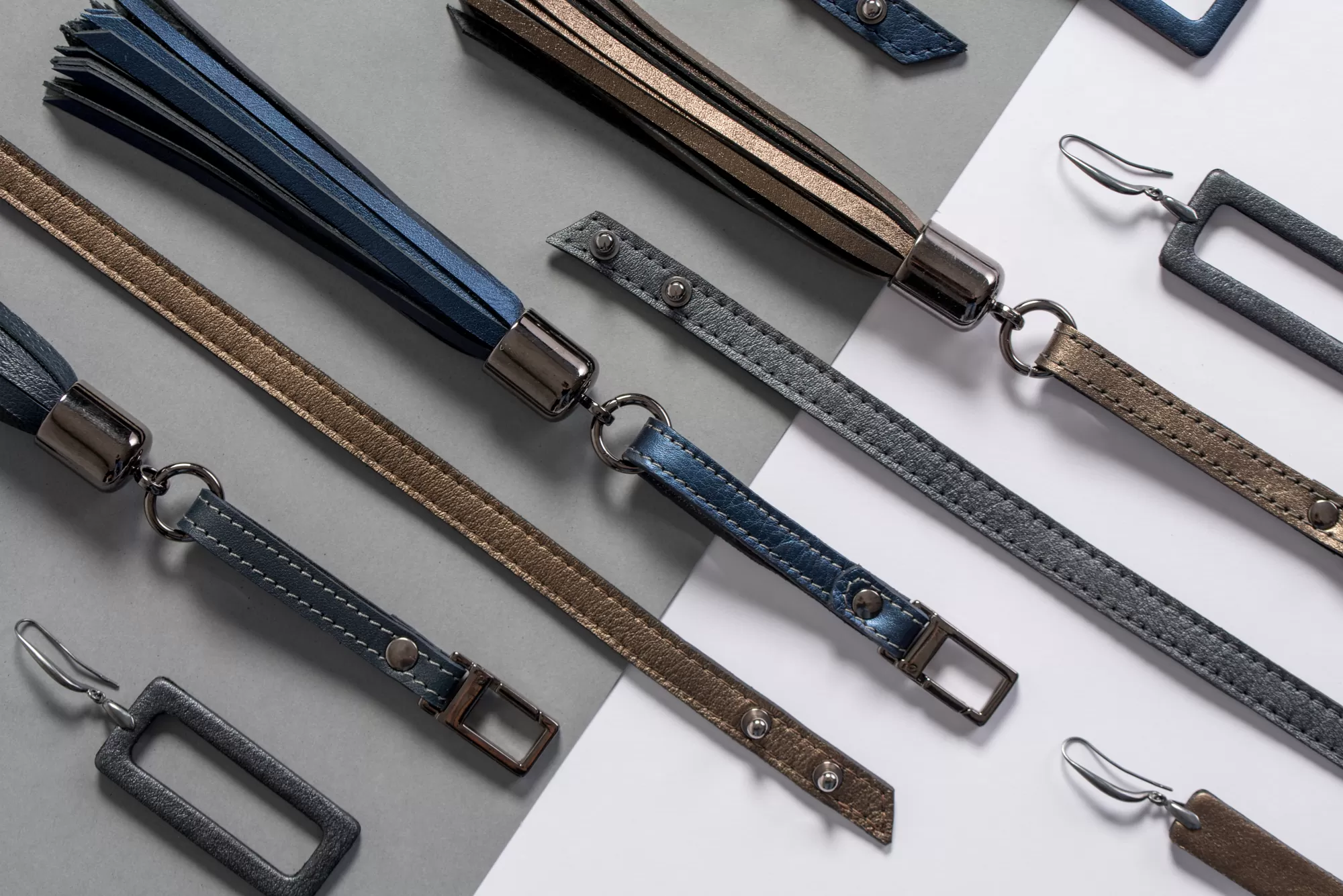 koti ripats - nahast võtmehoidja by Tiina Andron