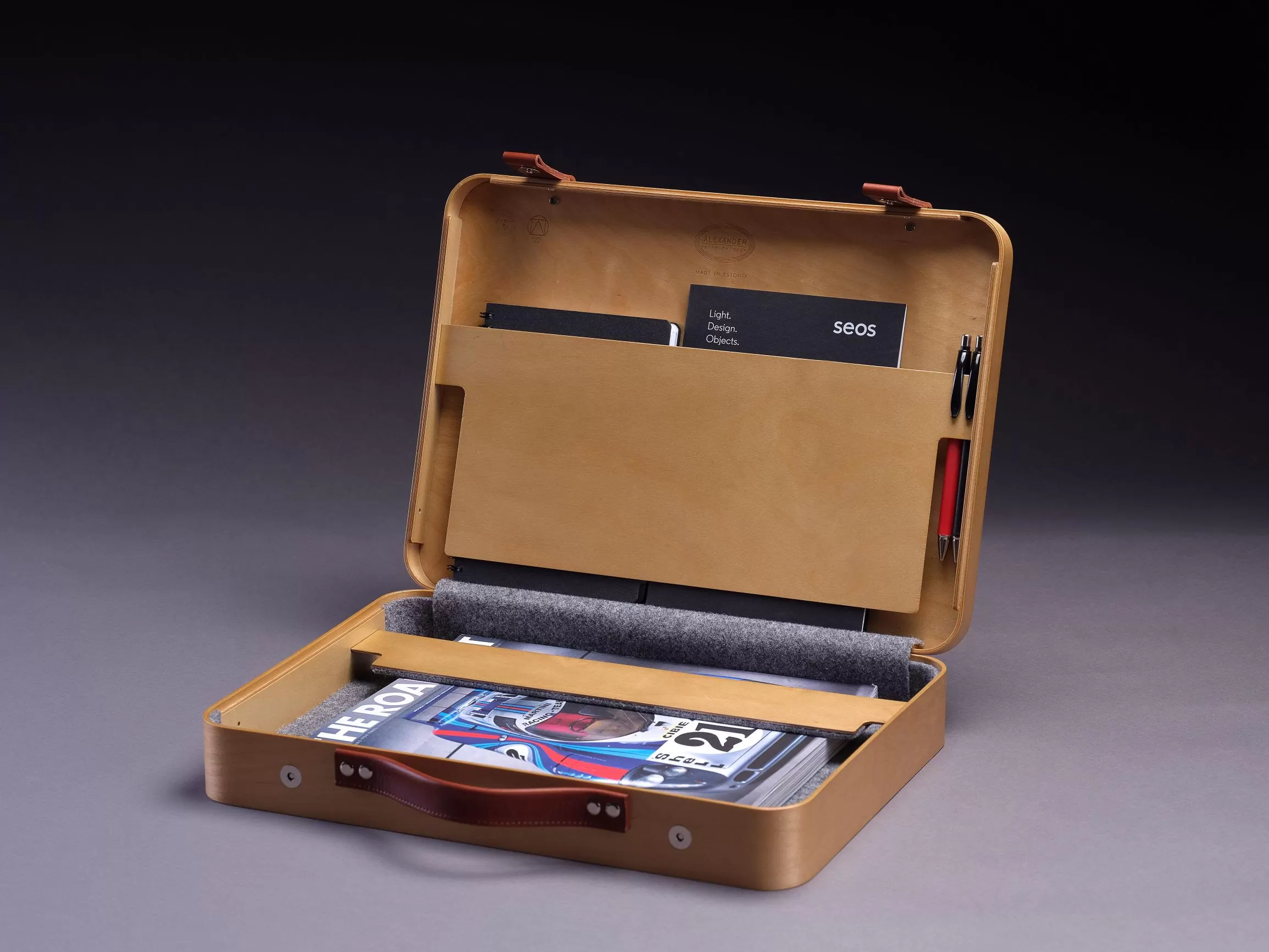plywood briefcase ALEXANDER by Tõnis Vellama