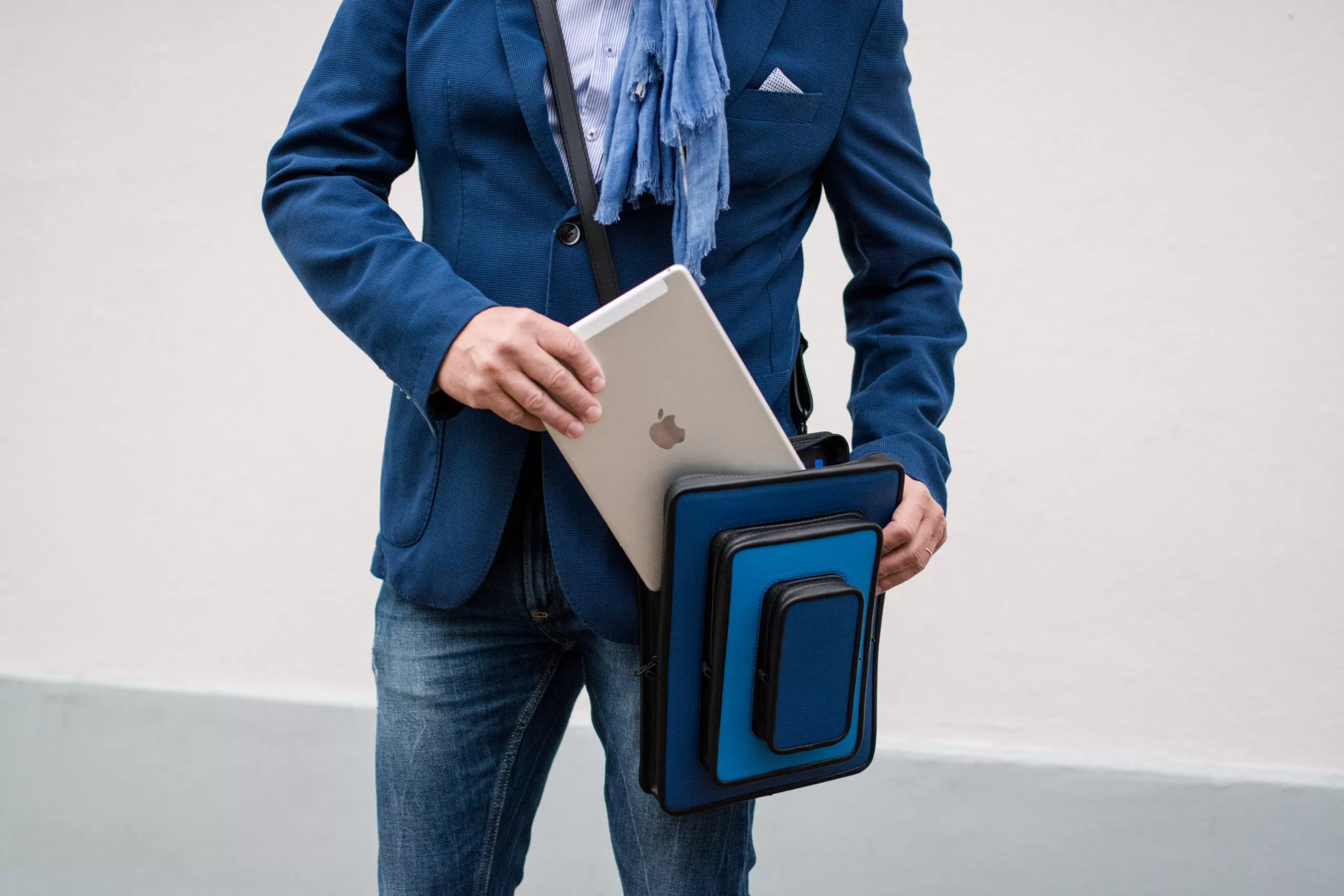 shoulder bag MEDIA by Tiina Andron