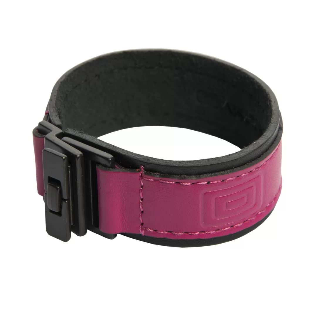 woman's bracelet by Tiina Andron