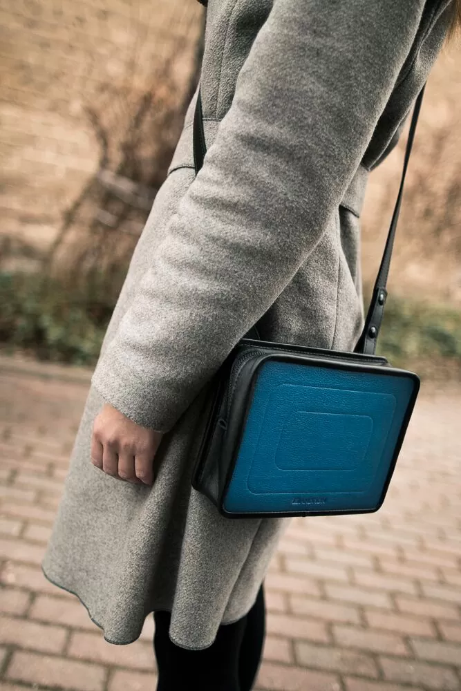 shoulder bag MINI BASIC by Tiina Andron