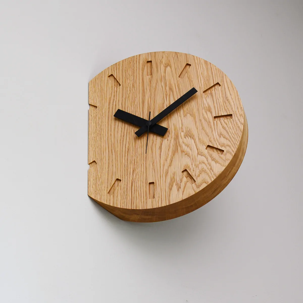 clock ÜLE POOLE KELLA by Ragin