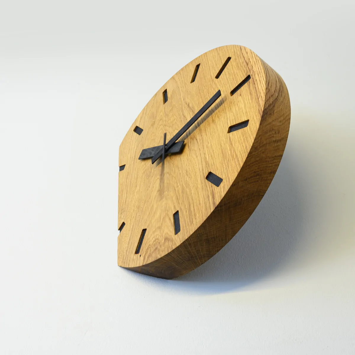 clock ÜLE POOLE KELLA by Ragin
