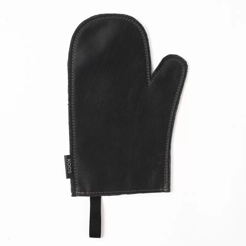 leather oven mitt by KOOSdisain