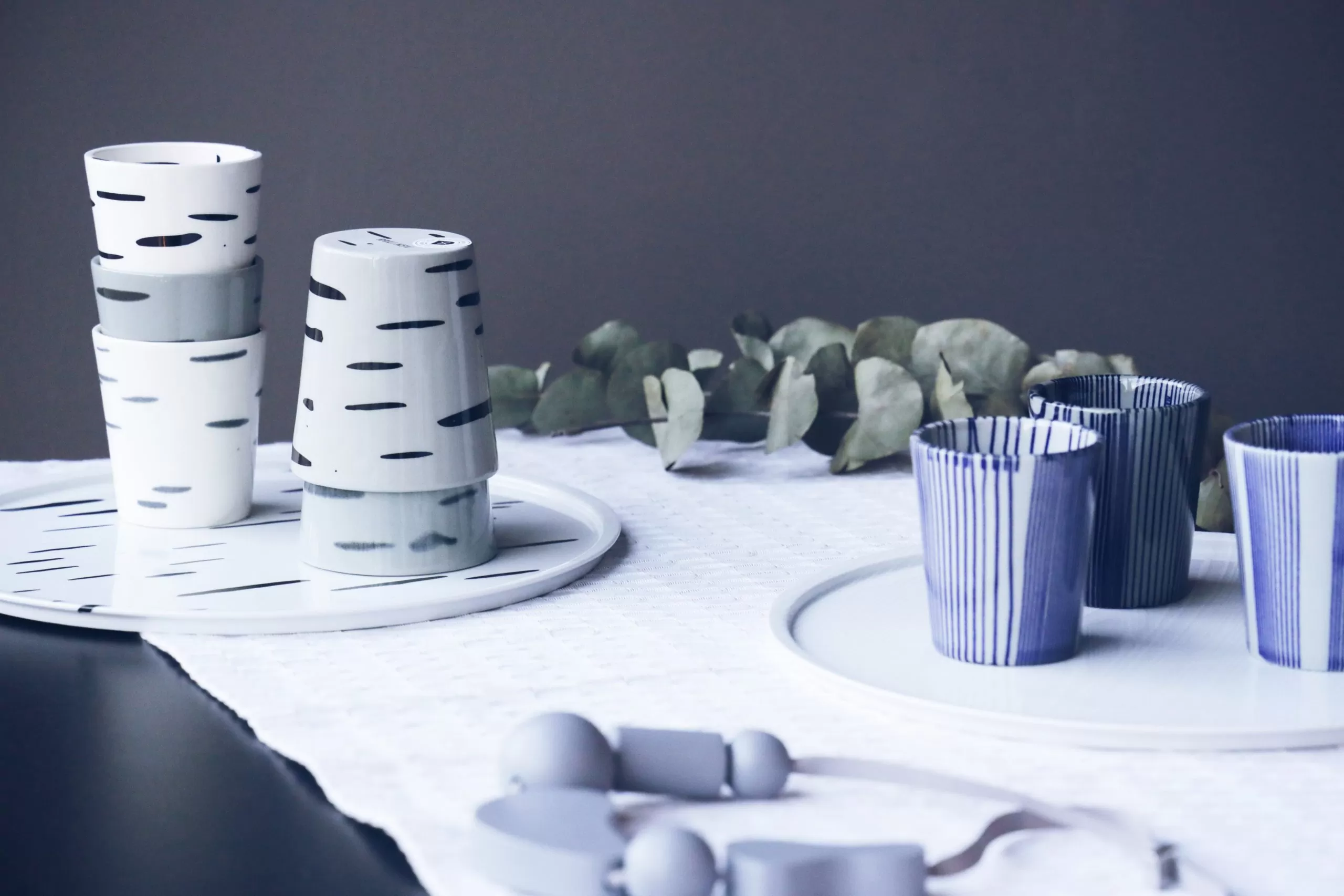 cup PORCELAIN MEETS WOOD - BIRCH by Raili Keiv