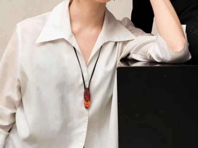 kaelaehe TWO CENTS by Sile Luik Jewelry