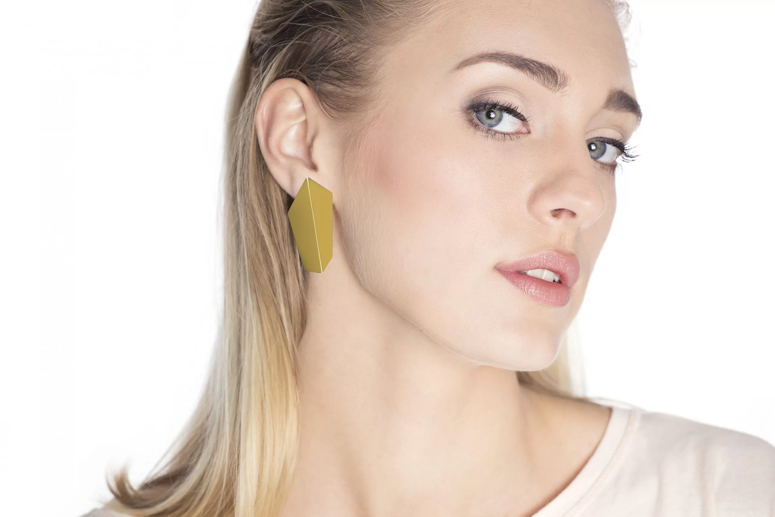 kõrvarõngad FOLDED VERTICAL by Lisa Kroeber