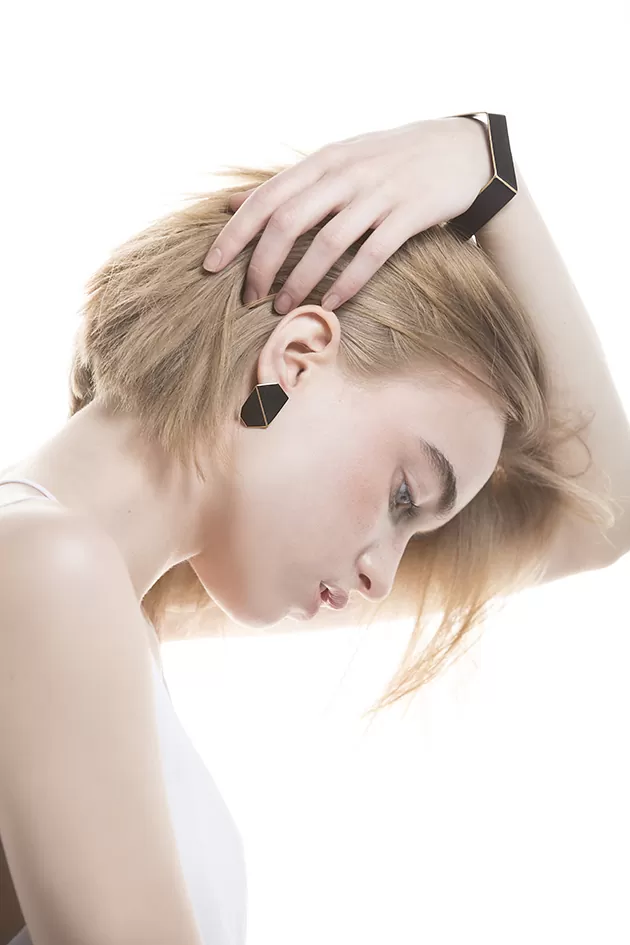 kõrvarõngad FOLDED WIDE by Lisa Kroeber