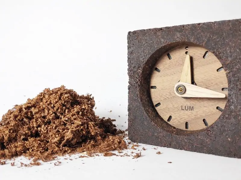 sawdust table clock by Lum