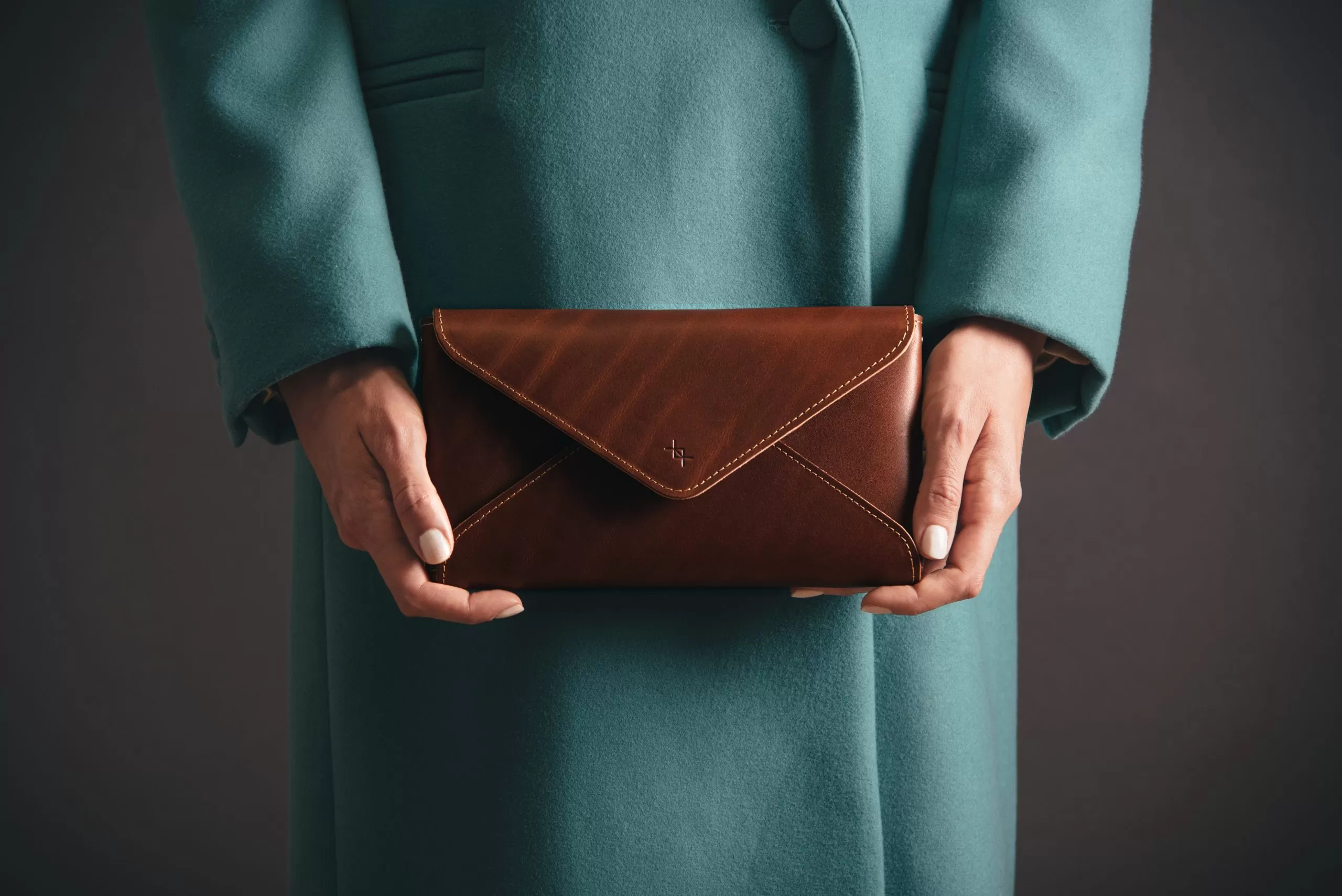 hand bag MODEL CLUTCH by Craftory