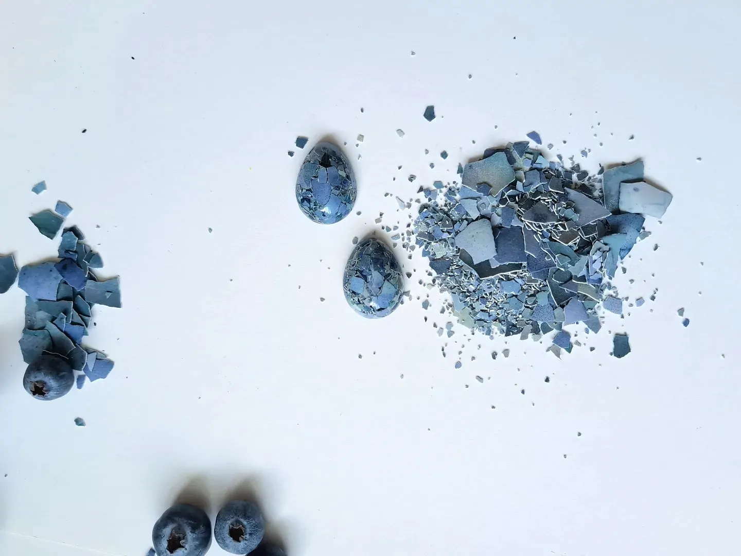 earrings SCRAMBLED EGGS MUNA by Laura Saks