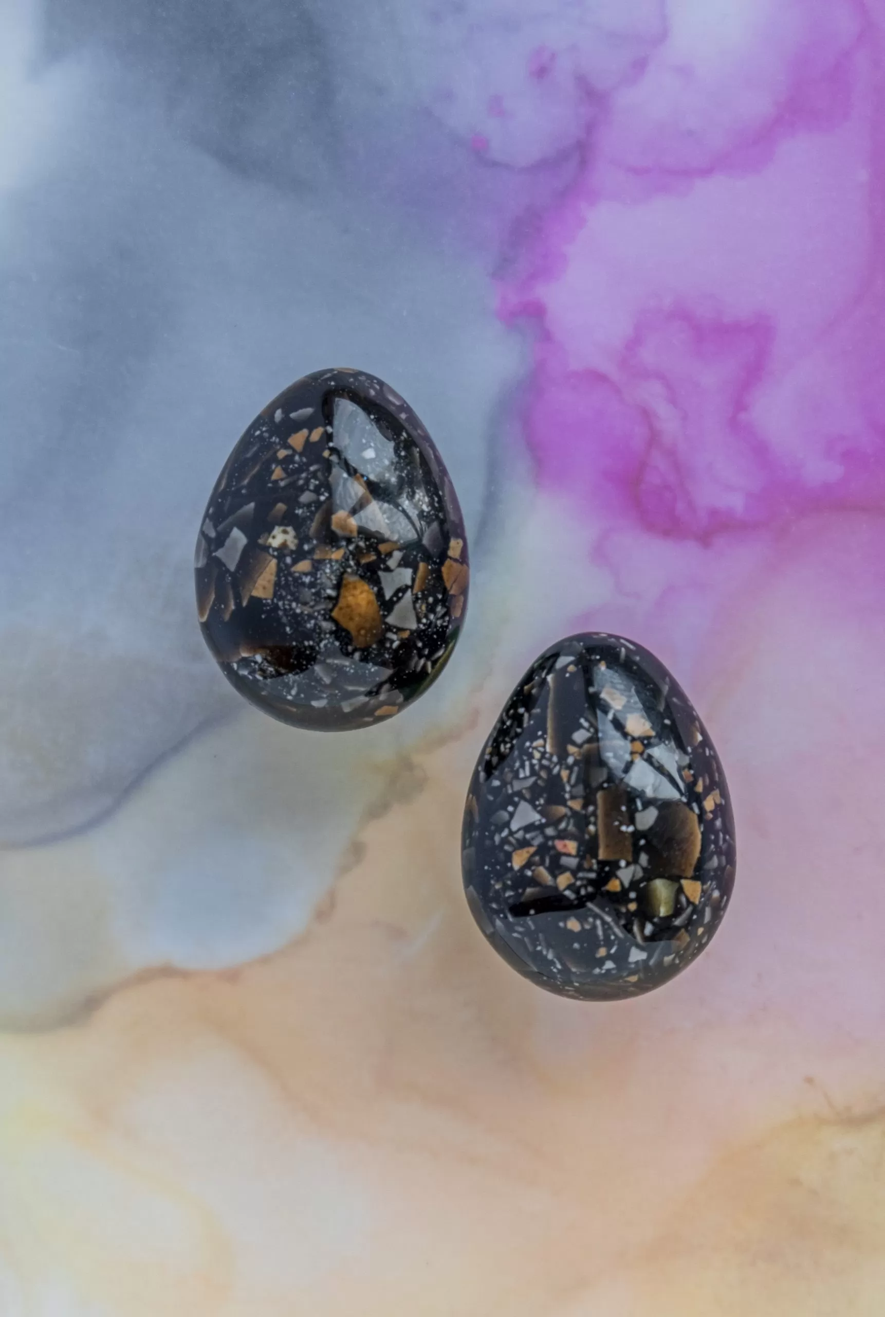 earrings SCRAMBLED EGGS MUNA by Laura Saks