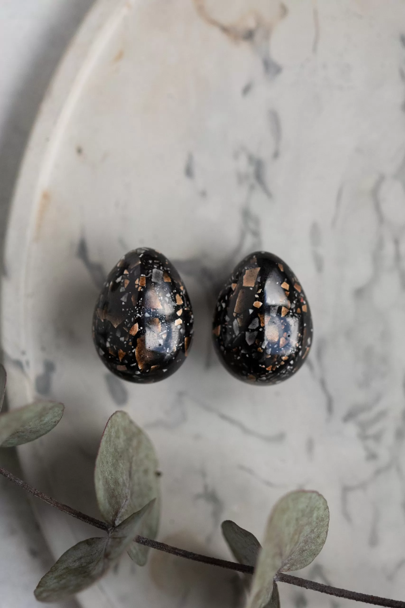 earrings SCRAMBLED EGGS MUNA by Laura Saks