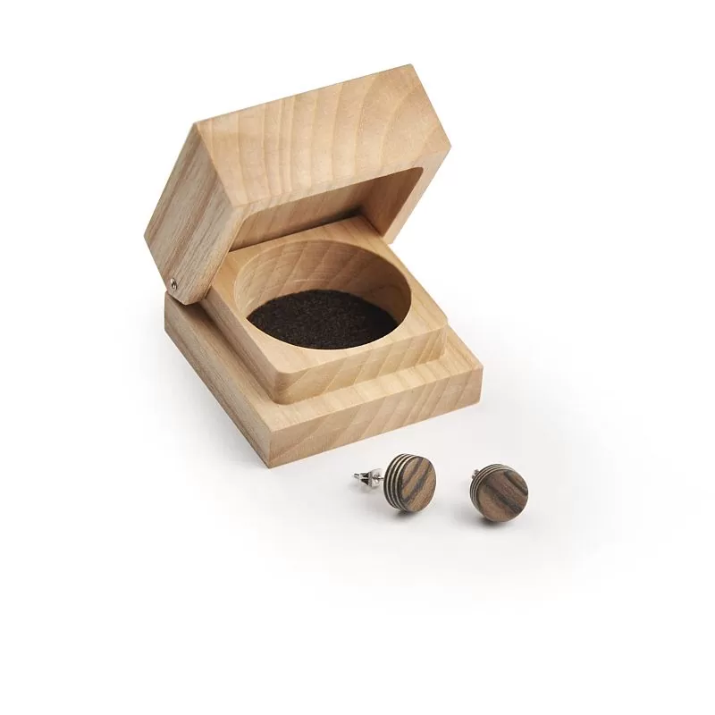 puidust kõrvarõngad puitkarbis by LUM