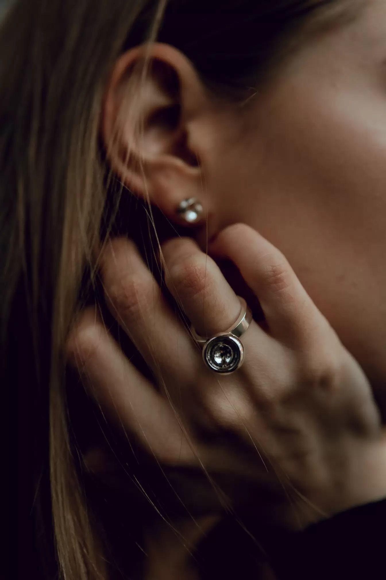 ring SINGLE SILVER CRANBERRY by Krista Lehari+Keha3