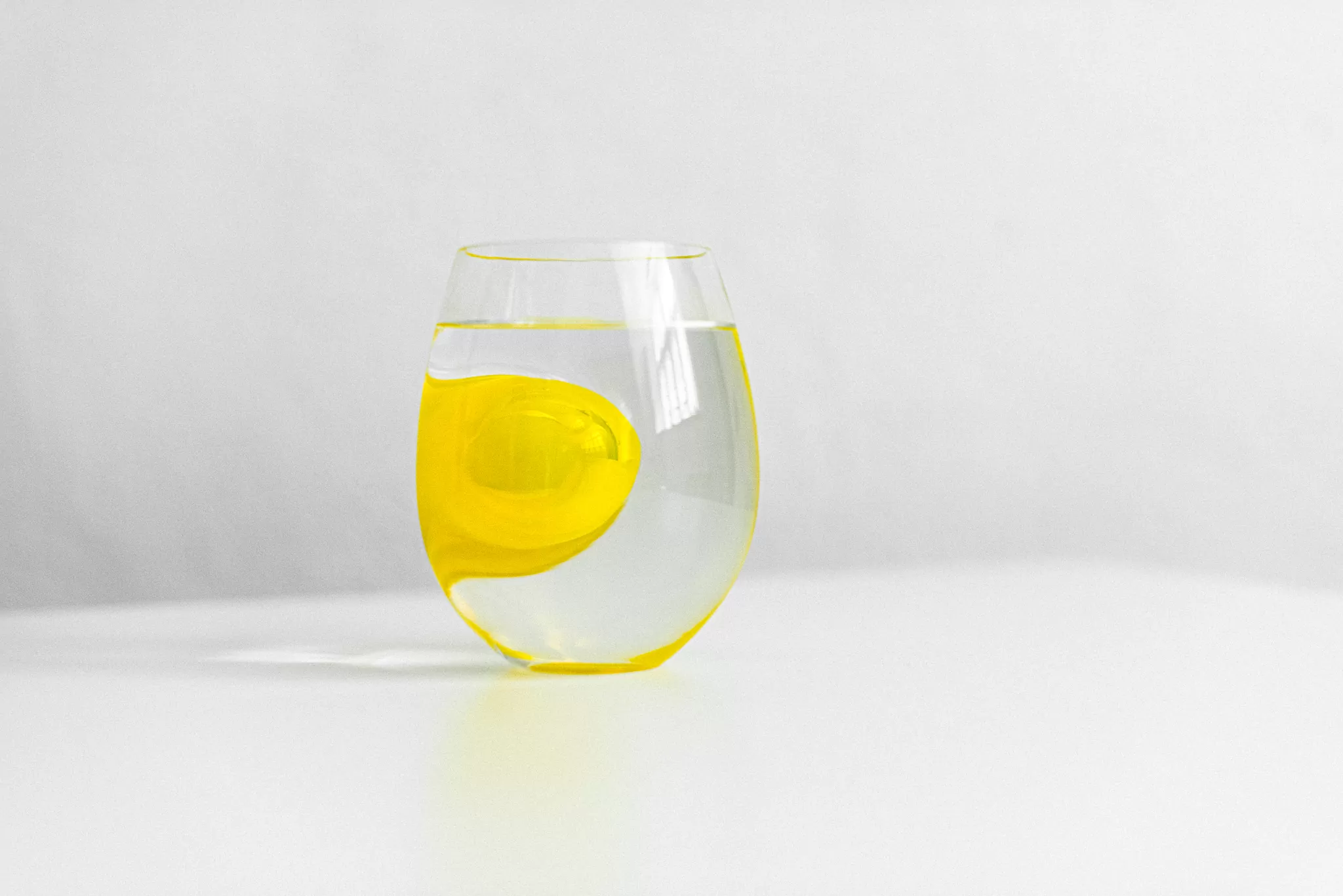 EGG drinking glass (set of 2) by Hyti