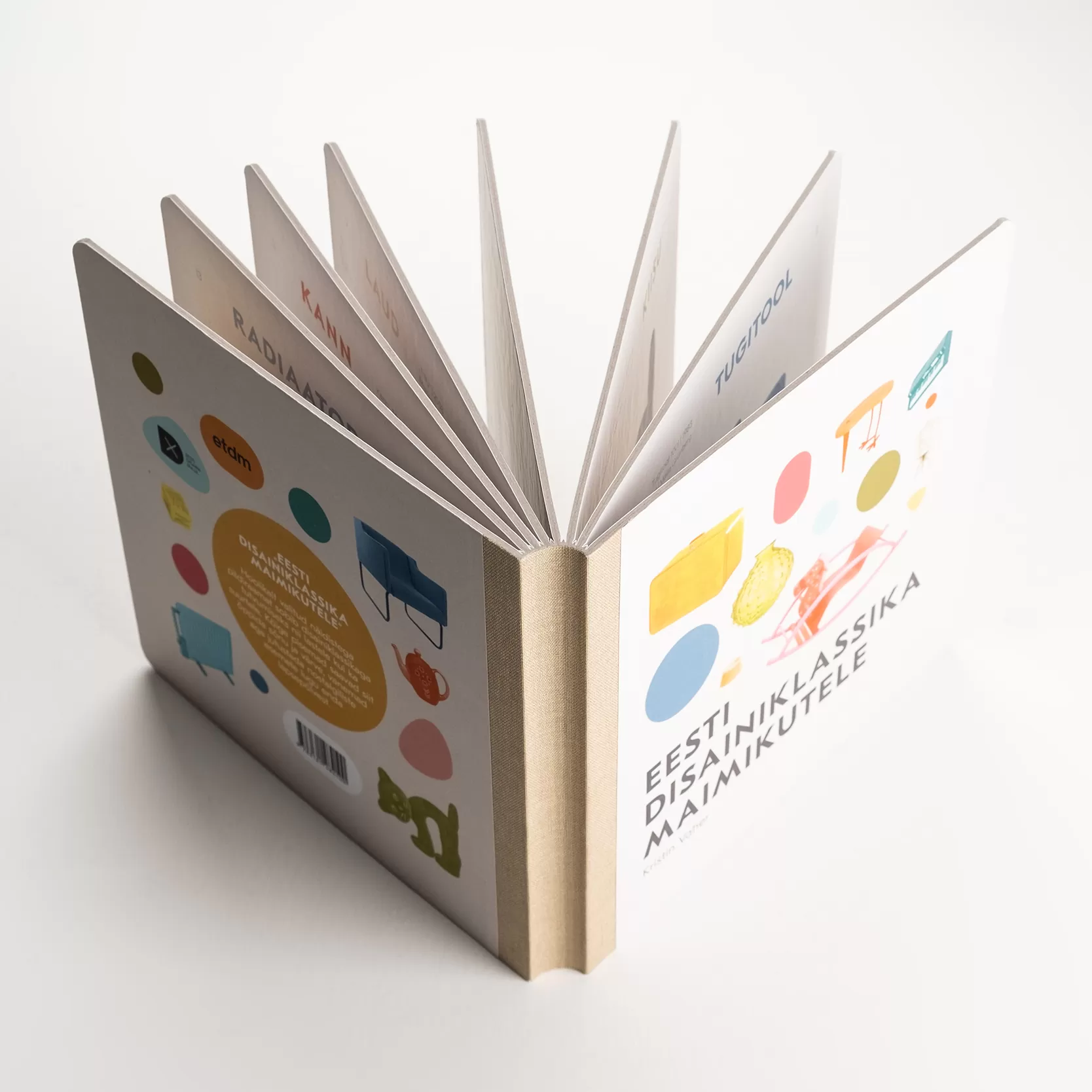 Eesti disainiklassika maimikutele (autor Kristin Vaher)