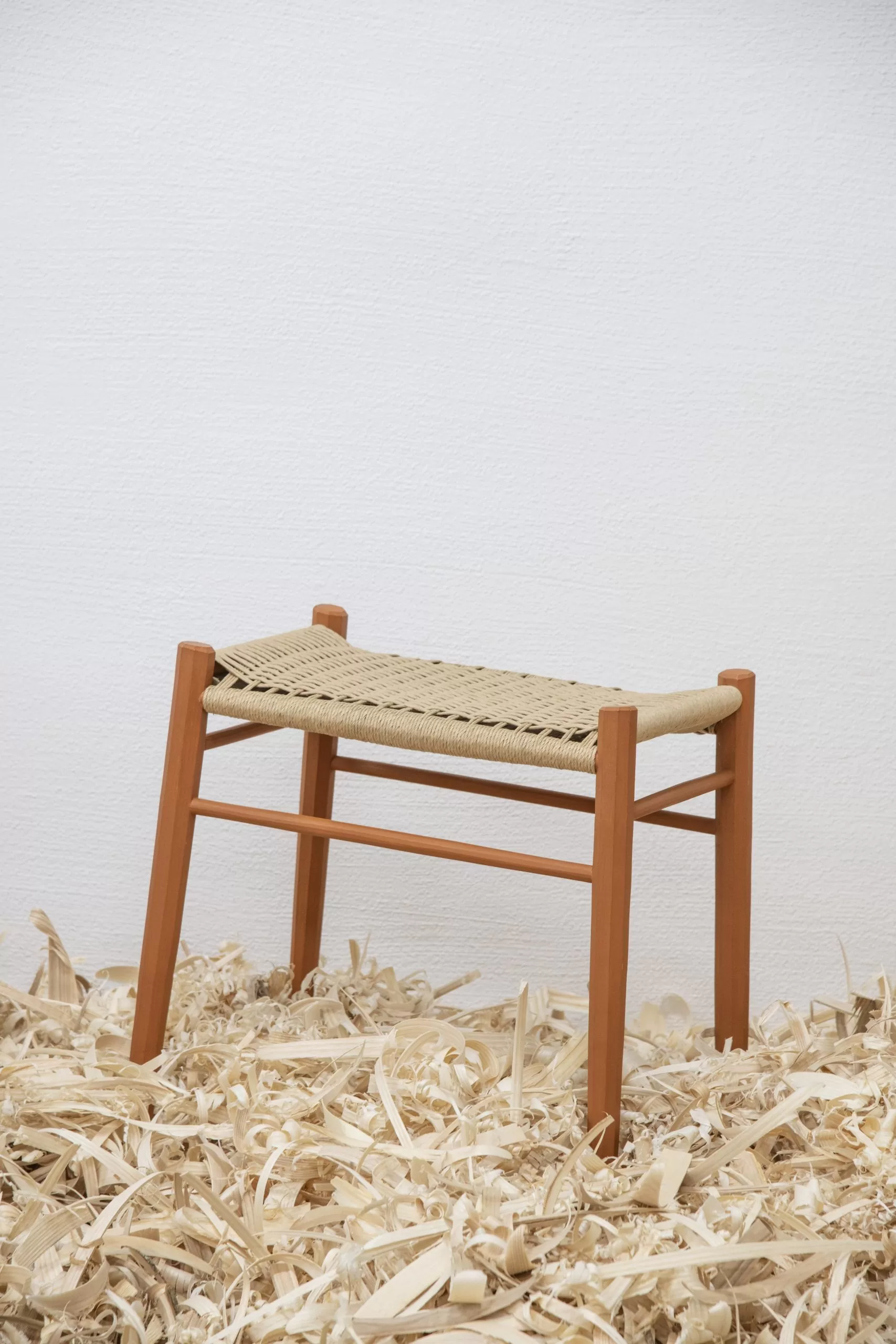 taburet SAHIN by Olustvere Puidutöökoda