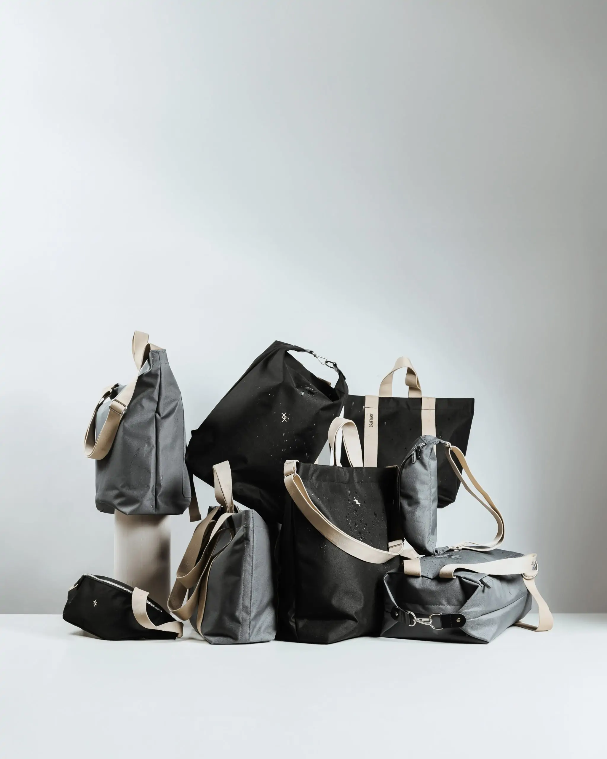 vöökott RESISTANT SLING by Craftory