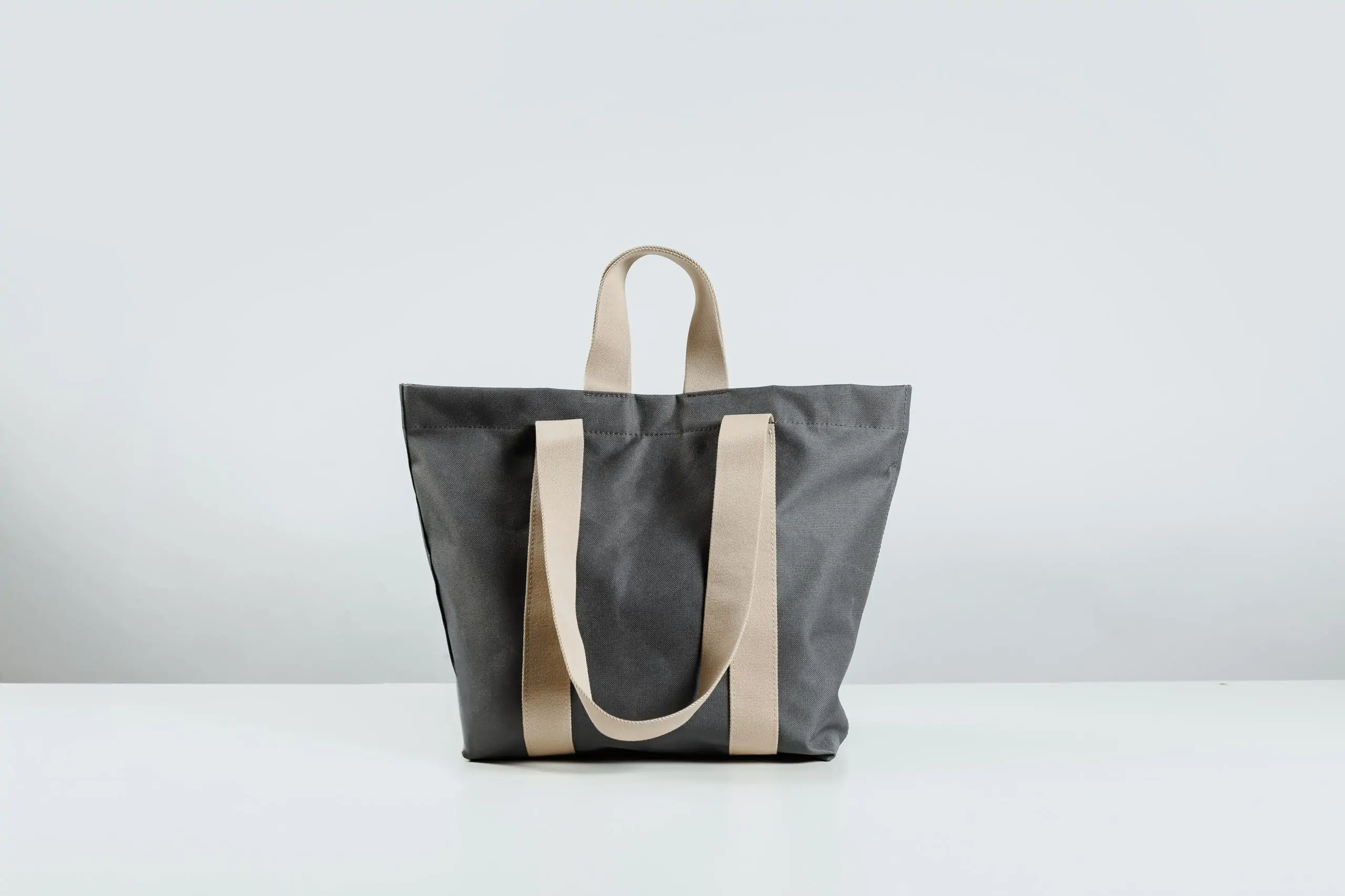 bag RESISTANT TOTE by Craftory
