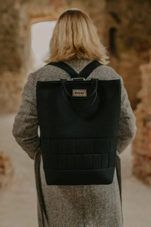 backpack MUST MUSTAL RUUDU by Katré