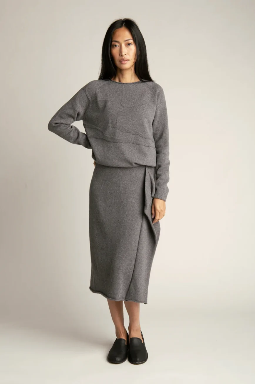 ümbertöödeldud villast õmblusteta seelik by Reet Aus