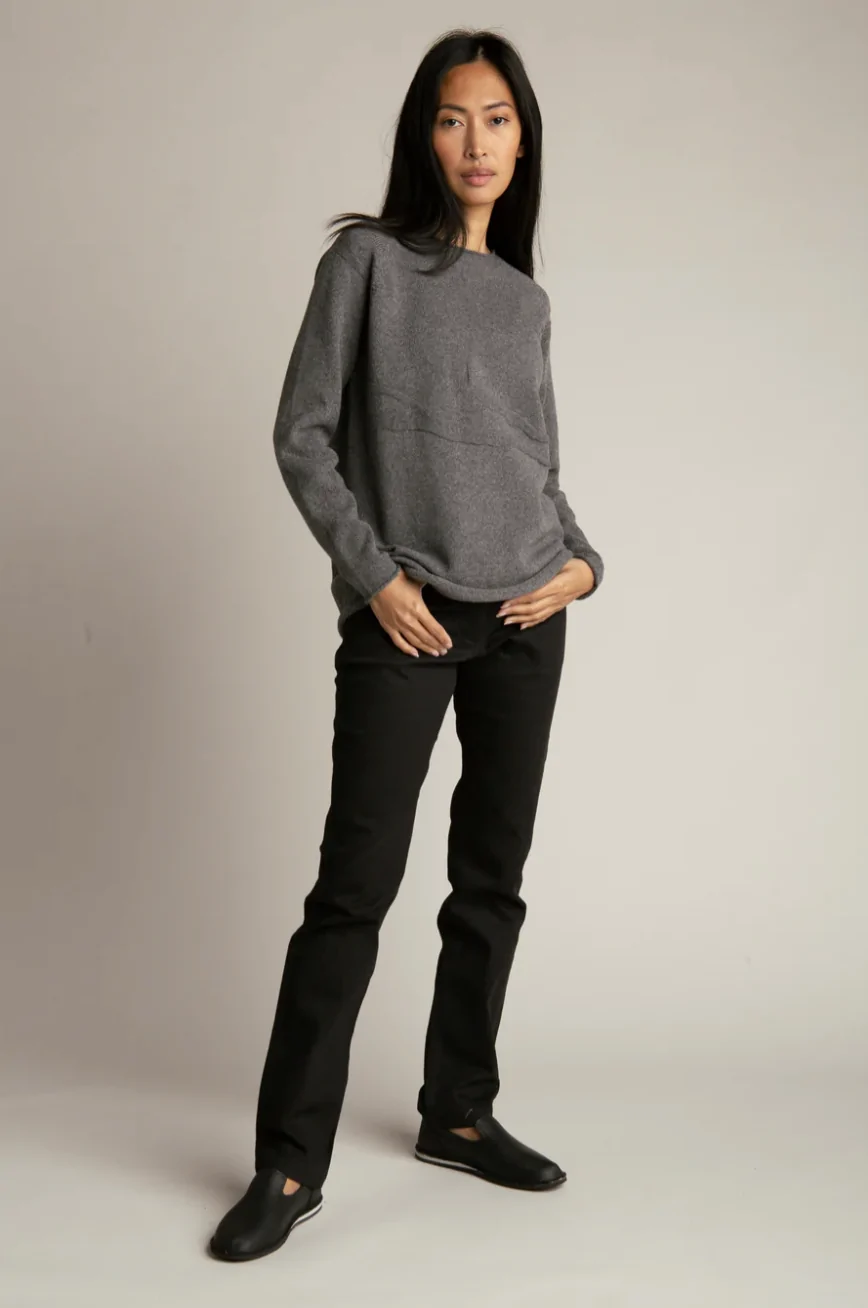 ümbertöödeldud villast õmblusteta sviiter by Reet Aus