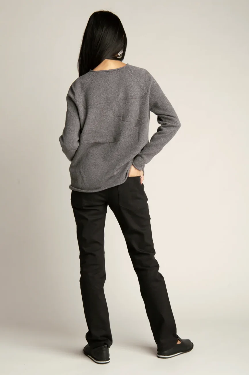 ümbertöödeldud villast õmblusteta sviiter by Reet Aus