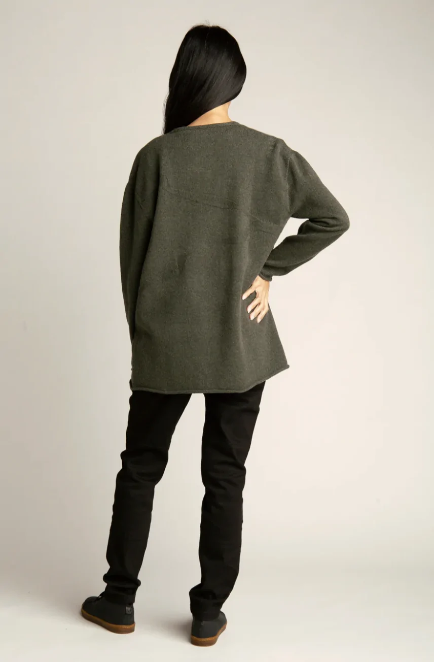 ümbertöödeldud villast õmblusteta kardigan by Reet Aus