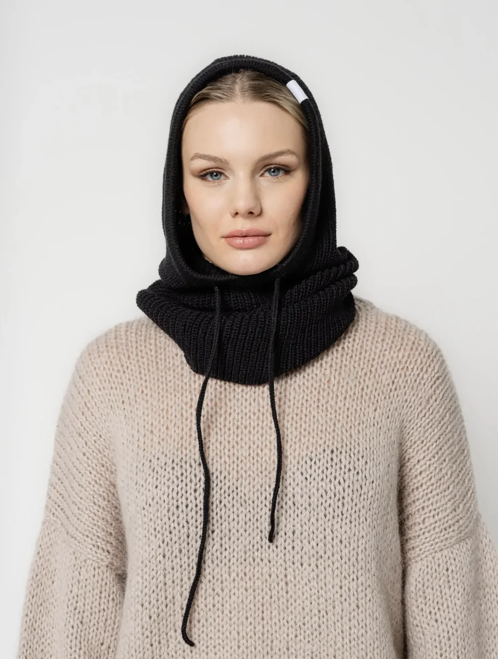 meriinovillane balaclava by Ärni Blum