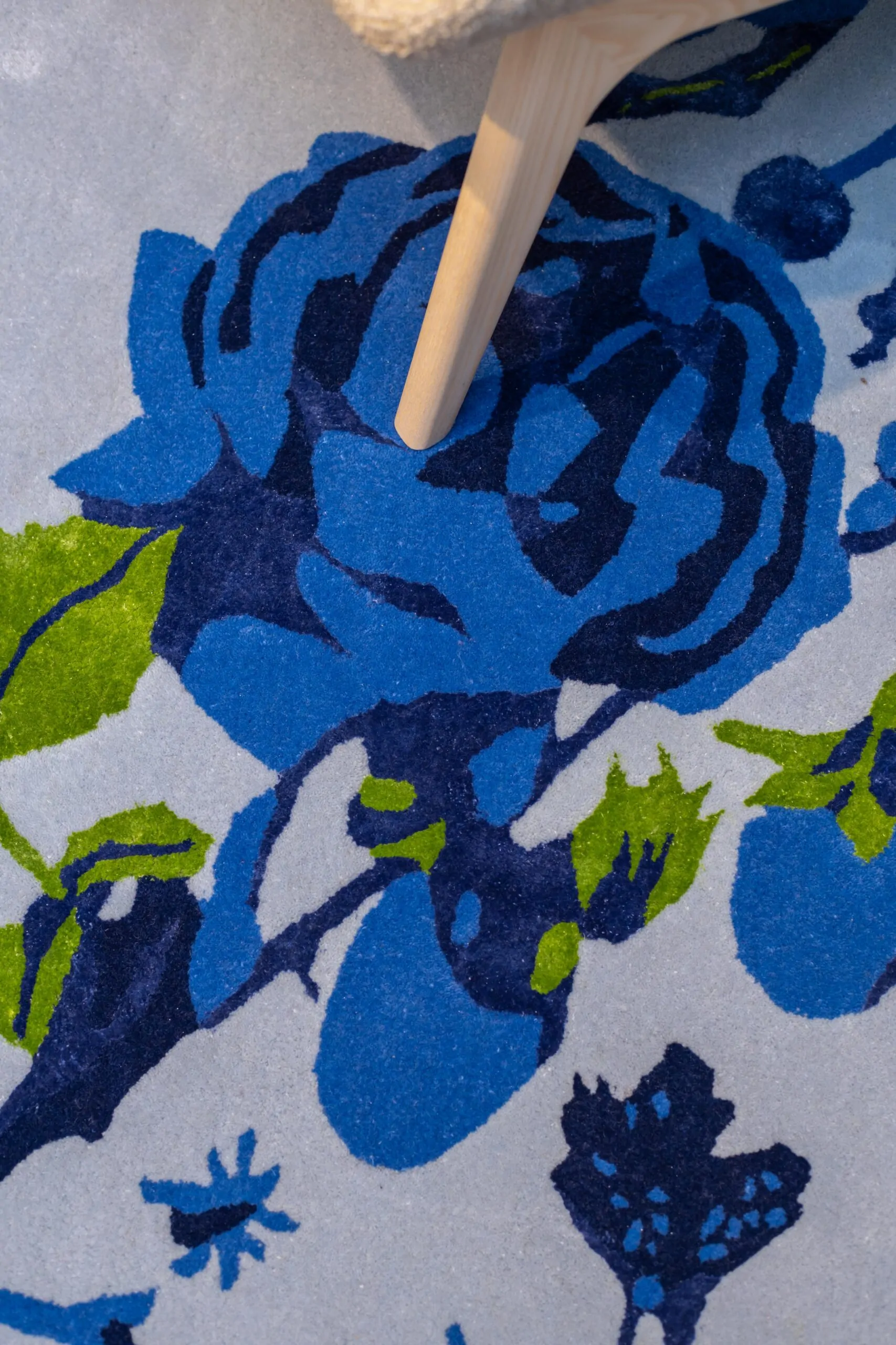rug M. LEIS “FLOWERS LXIV” by Miurio Studio