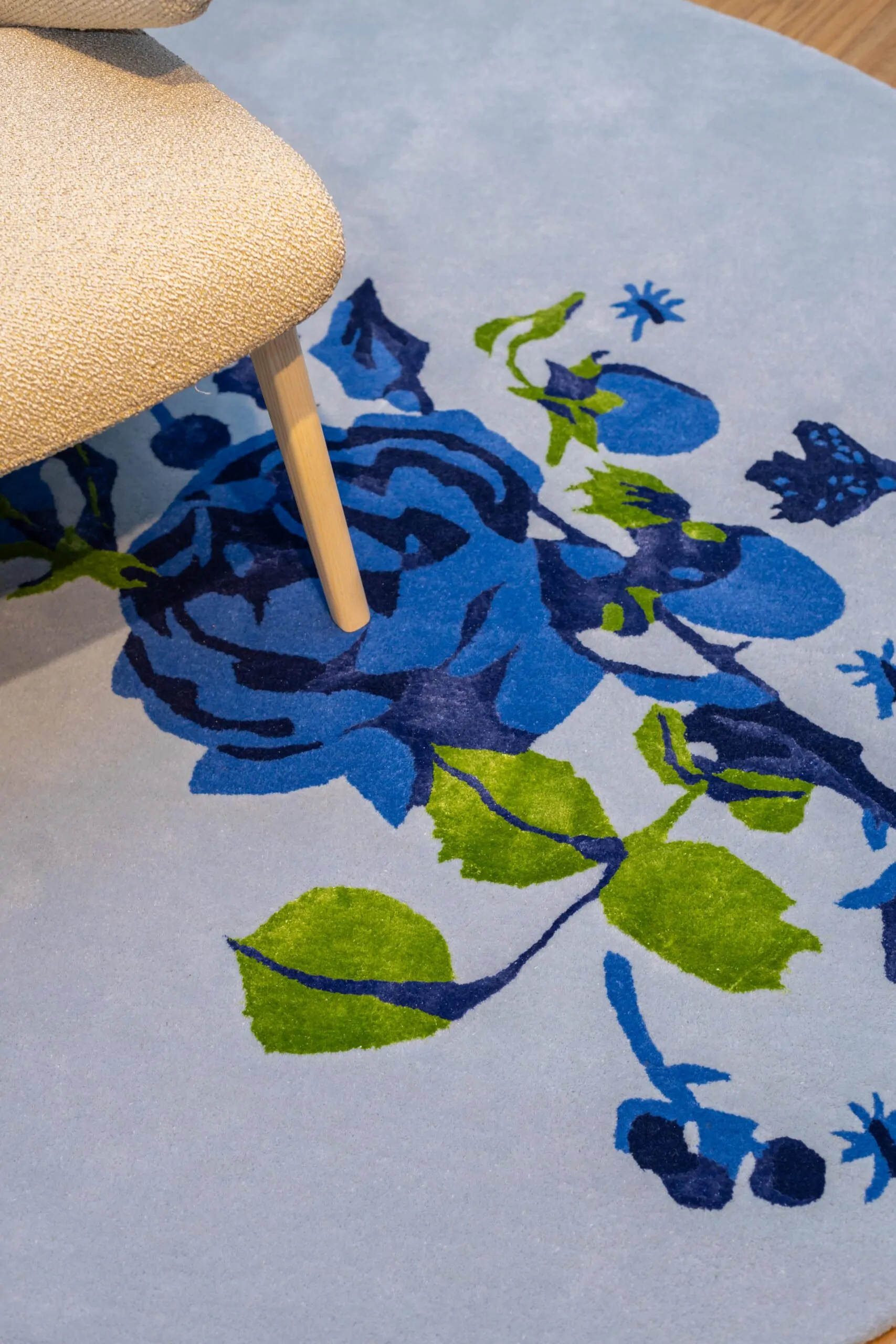 rug M. LEIS “FLOWERS LXIV” by Miurio Studio