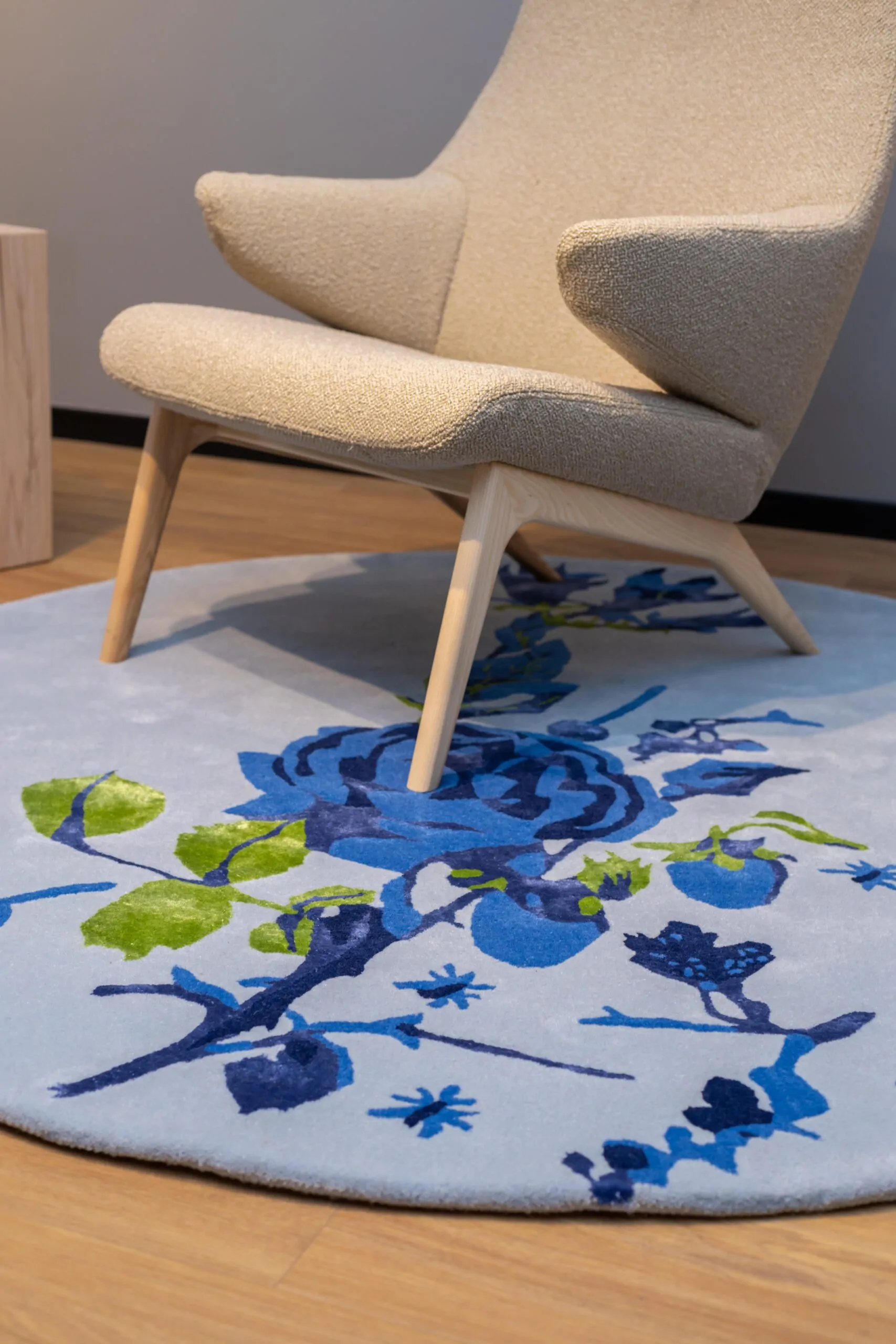rug M. LEIS “FLOWERS LXIV” by Miurio Studio