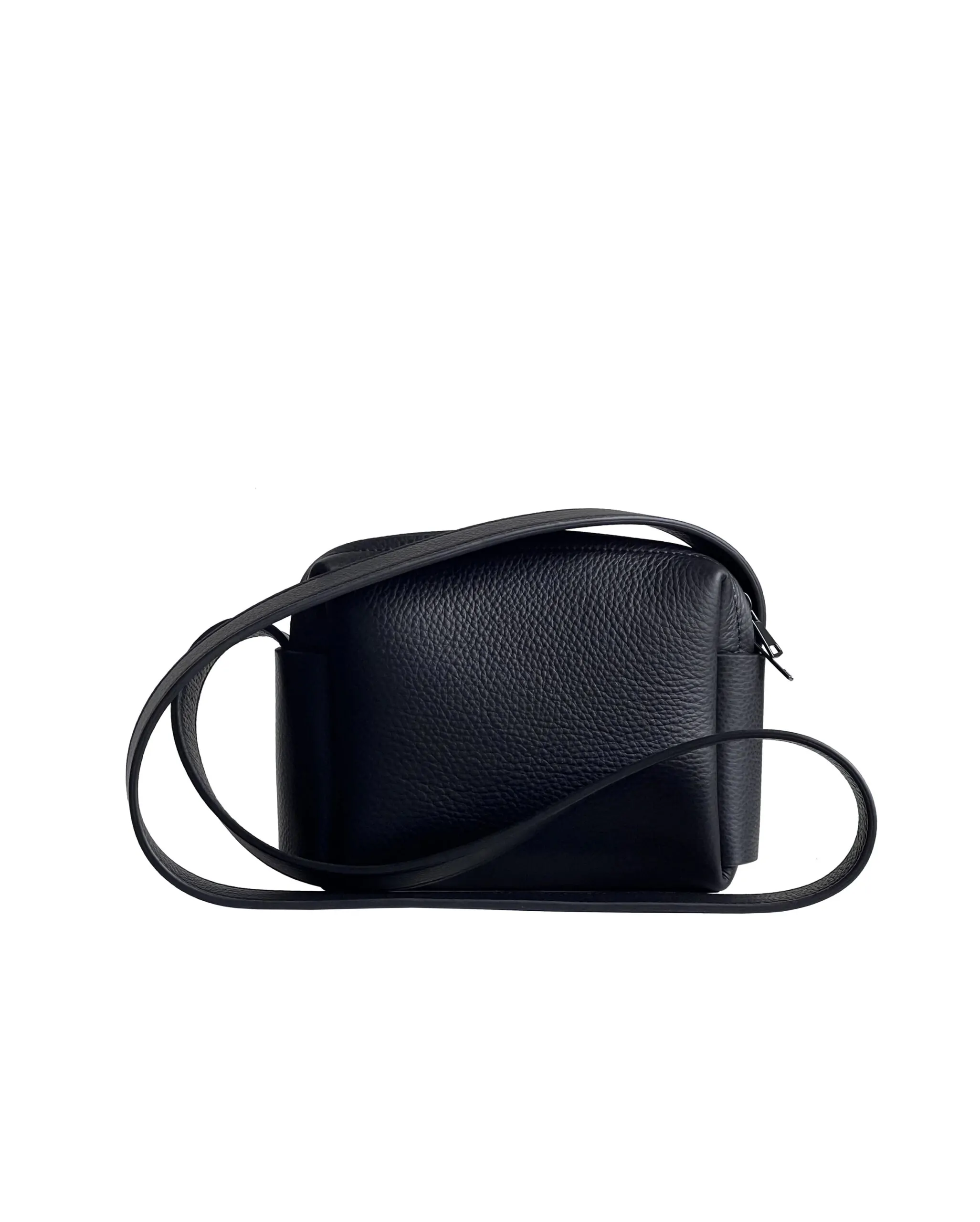 Mudel 12 by Piret Loog