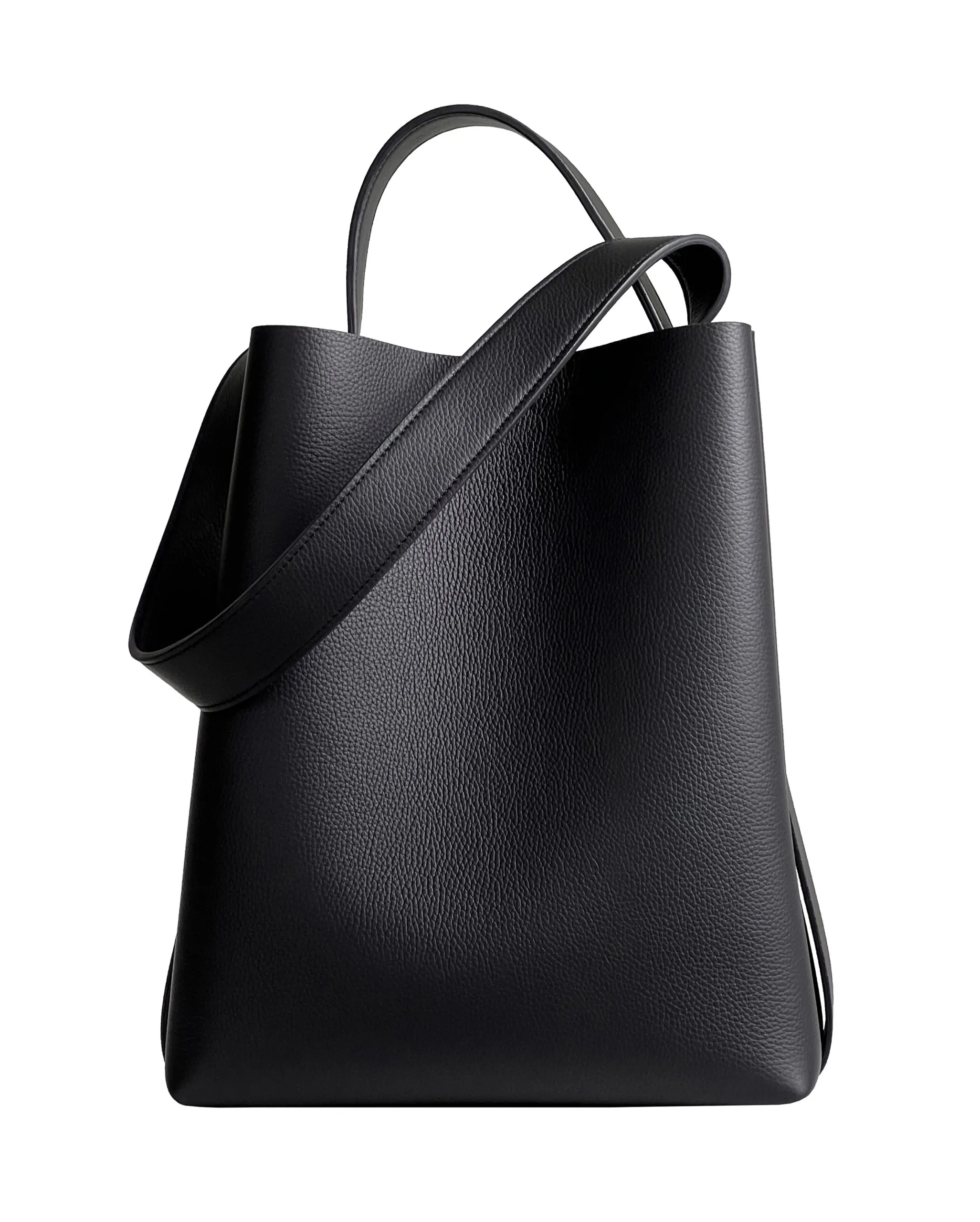 Mudel 2 by Piret Loog