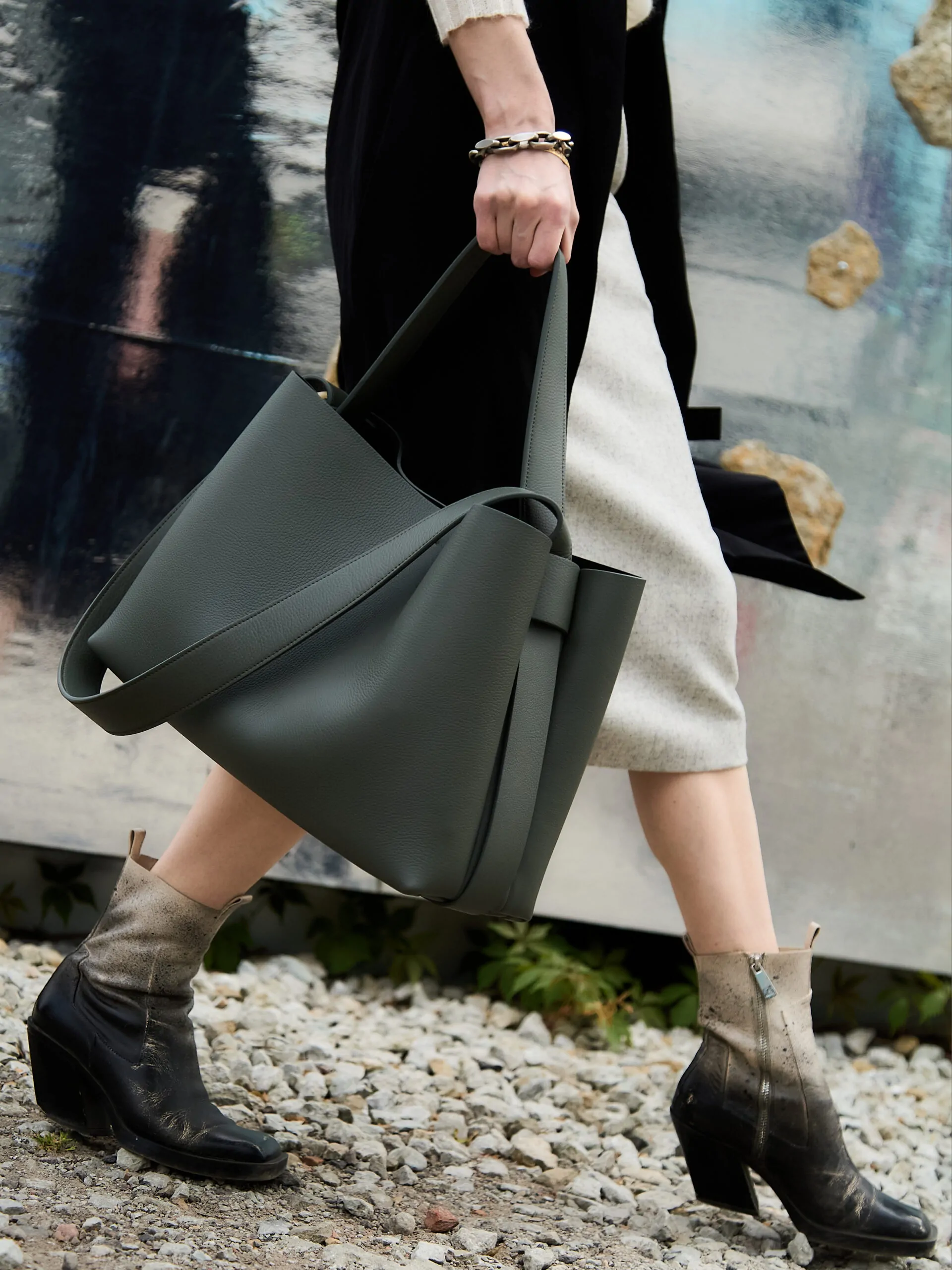 Mudel 3 by Piret Loog