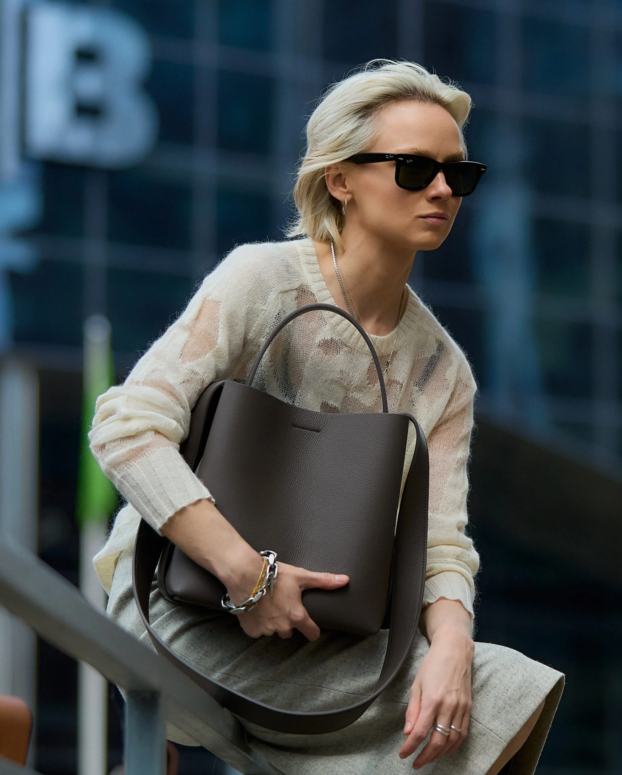 Mudel 4 by Piret Loog