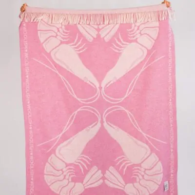villane pleed SHRIMP LOVE by Woolish